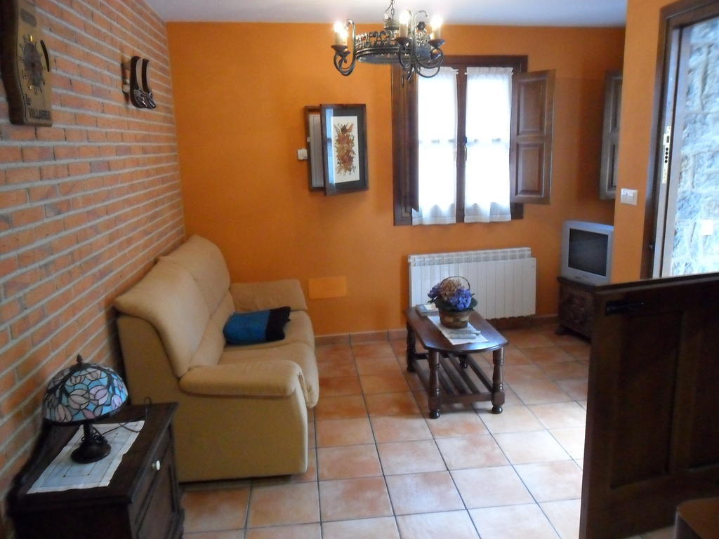 Apartamentos Rurales Los Villares Colunga Chambre photo